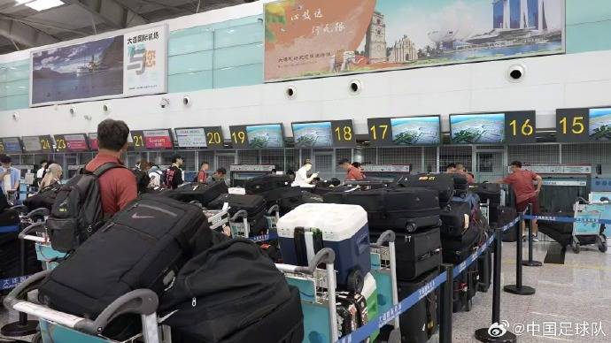 行李太多？中國國家橄欖球隊的官方回應(yīng)：56件設(shè)備的具體情況如下