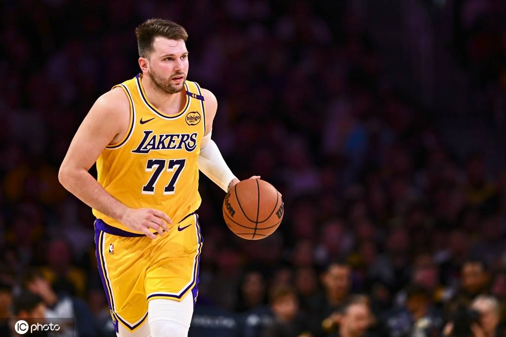 4年內(nèi)2.29億美元 或3年內(nèi)1.6億？唐西奇（Doncic）希望本周續(xù)簽與湖人的合同